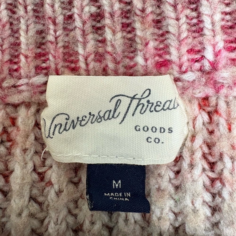 Universal Threads Women’s Space Dye Oversized Cro… - image 6